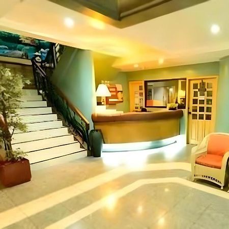 Richmond Plaza Hotel Tabok Dış mekan fotoğraf