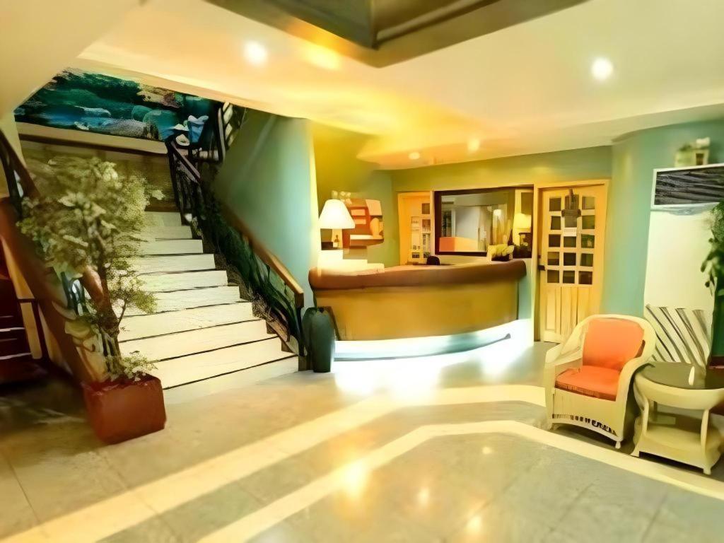 Richmond Plaza Hotel Tabok Dış mekan fotoğraf