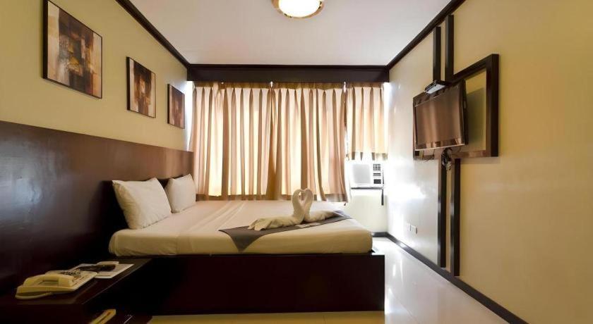 Richmond Plaza Hotel Tabok Dış mekan fotoğraf