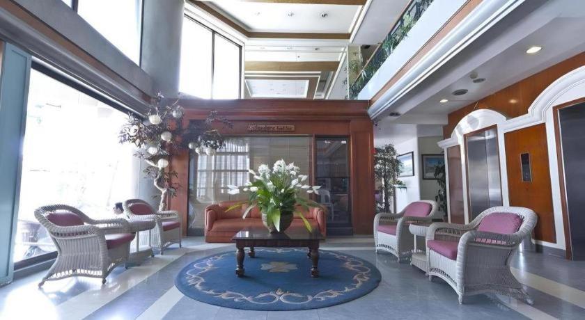 Richmond Plaza Hotel Tabok Dış mekan fotoğraf